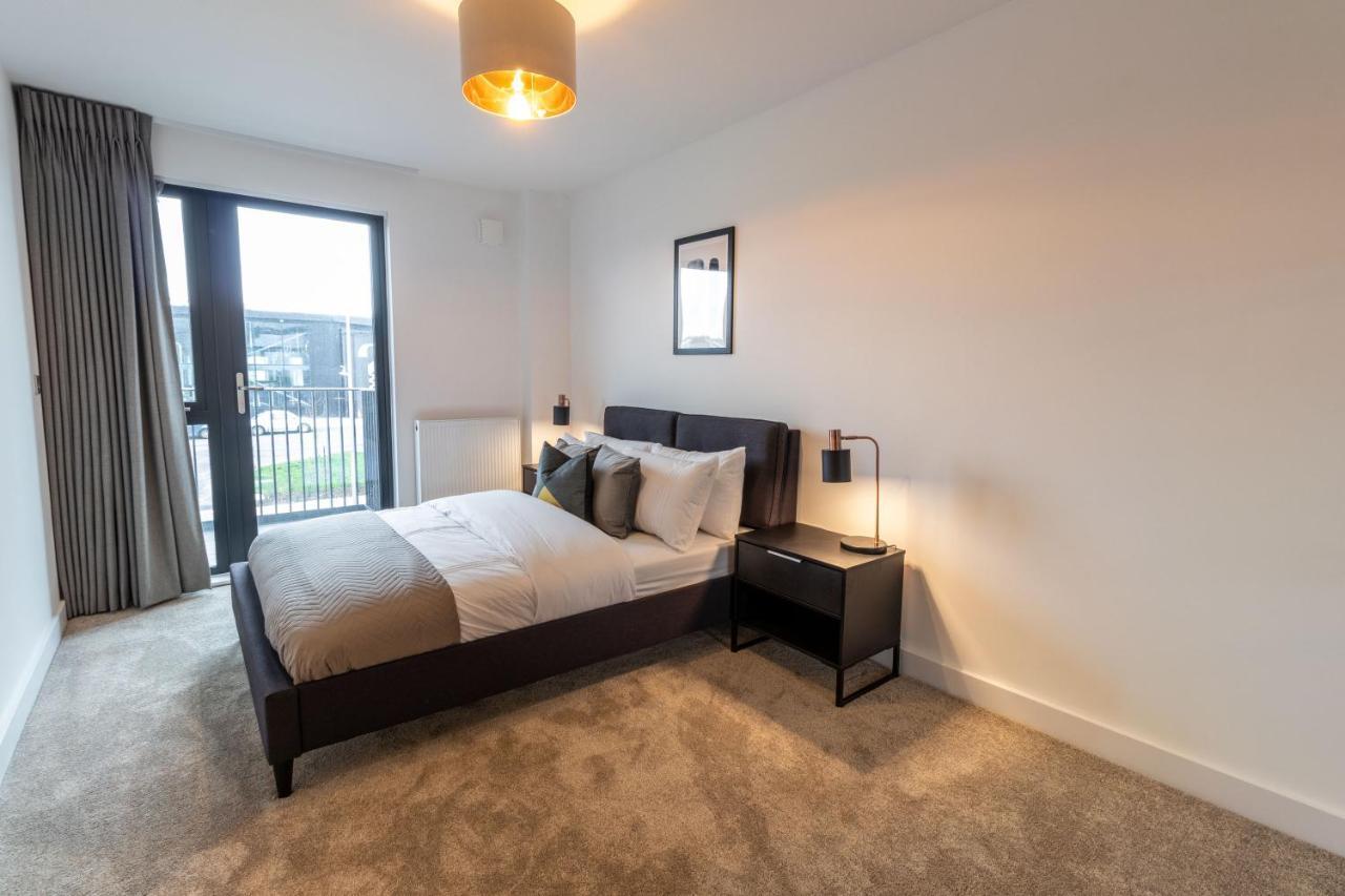 Seven Living Ashford - Modern And Spacious Apartments Exterior photo